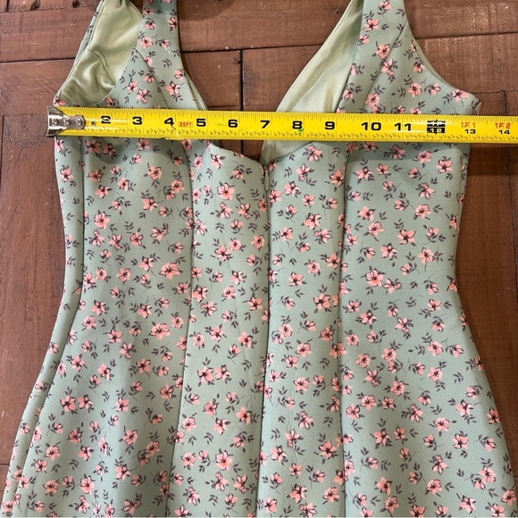 ASOS Pastel Floral Green Mermaid Dress V-neck midi Feminine Bows Cottagecore 4 - Picture 12 of 12
